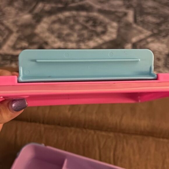 Disney Princess Plastic 3-Section Seal Food Storage Container - Picture 4 of 9